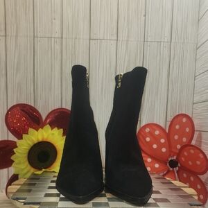 Ann Taylor Black Heeled Boots